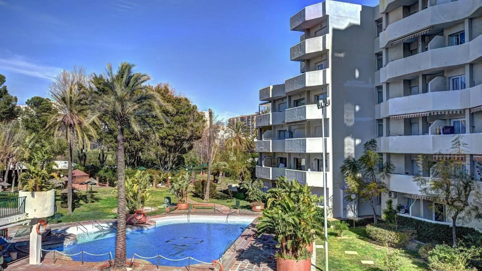 Large Apartment Side Sea View Benalbeach Benalmadena