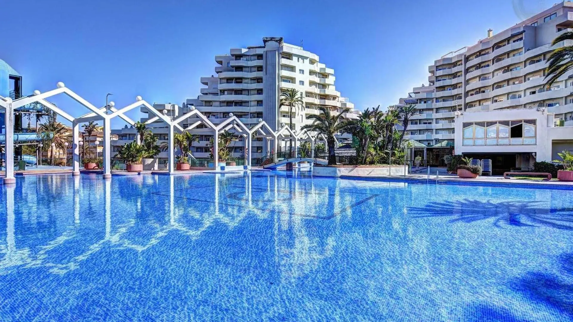 Large Apartment Side Sea View Benalbeach Benalmadena
