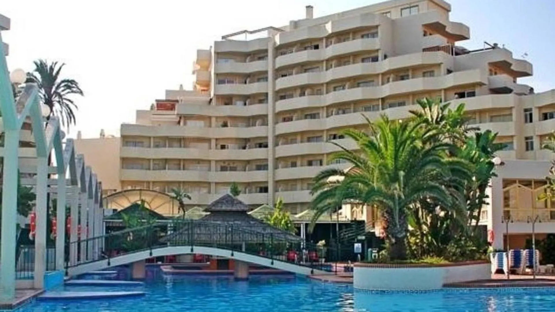 Large Apartment Side Sea View Benalbeach Benalmadena
